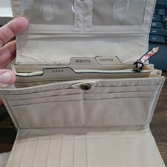 Floral Women's Wallet - Picture 4 of 8